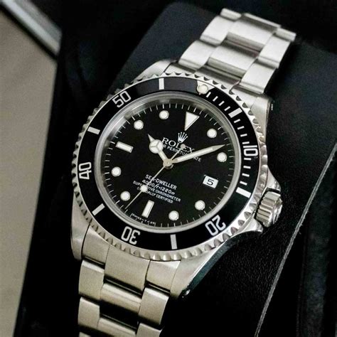 rolex sea dweller 16805|rolex sea dweller 16600 price.